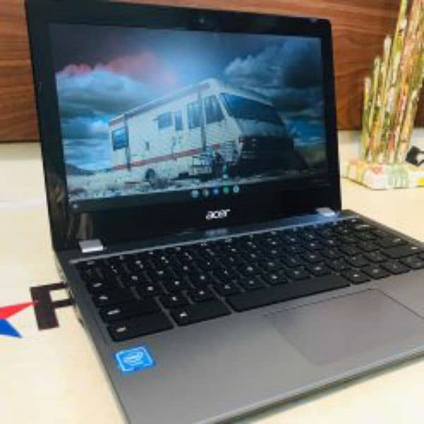 Acer c740 New 4gb ram 128gb SSD hard M2 2