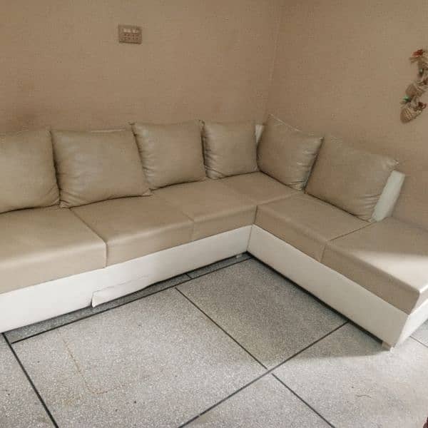 6 seater L shaped Sofa for sale 3