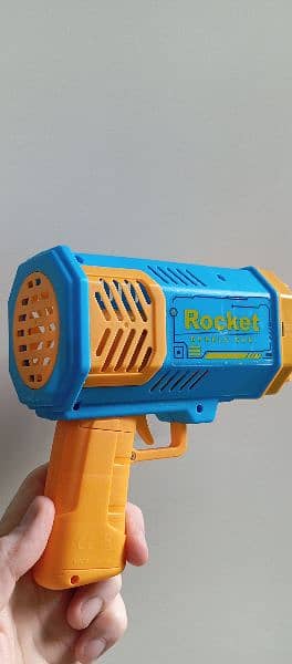 Rocket Bubble Gun for Kids Toy gan Pistol with Light water car 2