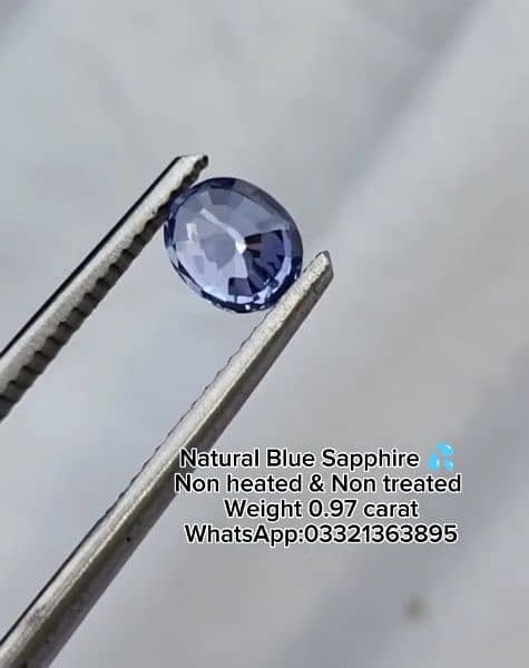 Natural Blue Vibrant Sapphire
Transparent
Origin:Sirlanka (Ceylon) 9