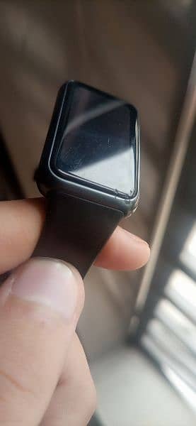 Huawei band 7 condition 8/10 urgent saleee 4