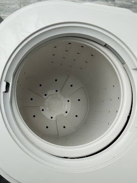 Haier HWS60-50 Spinner (Dryer) Single Tub 4