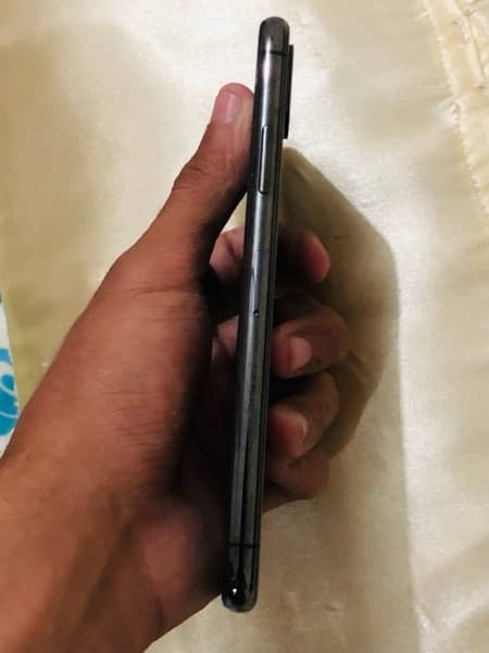 iphone x 64 gb Pta approved 5