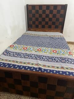 single bed with mattress 0
