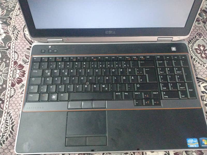 Laptop latitude E6520 4