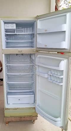 Refrigerator Used Large Full Size