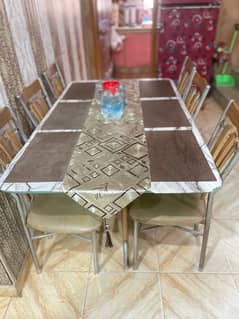 Dining table for sale