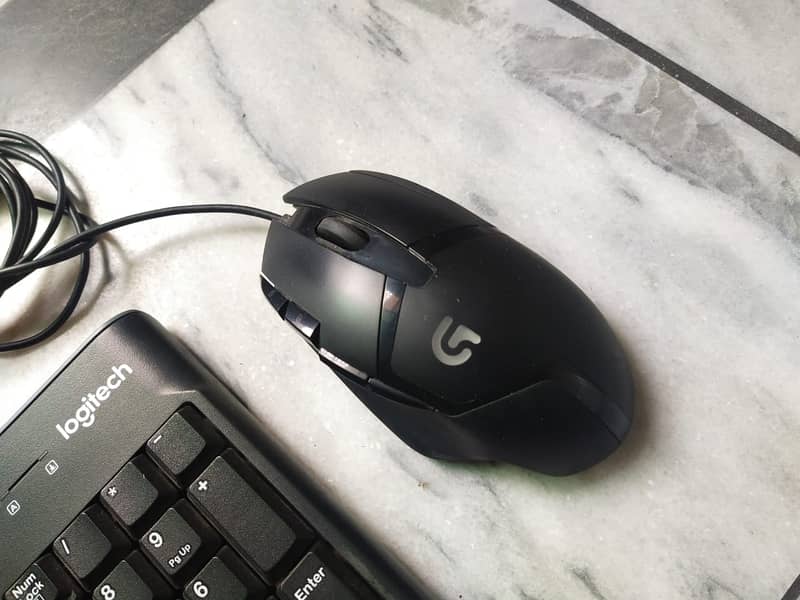 Logitech G402 Hyperion Fury AND Logitech K120 Wired Keyboard Combo 1
