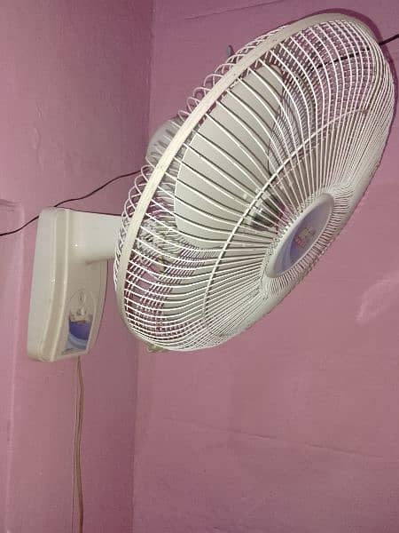 2 GFC wall fan 1