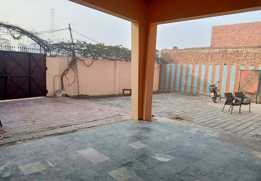 1 kanal house for sale Multan Road 4