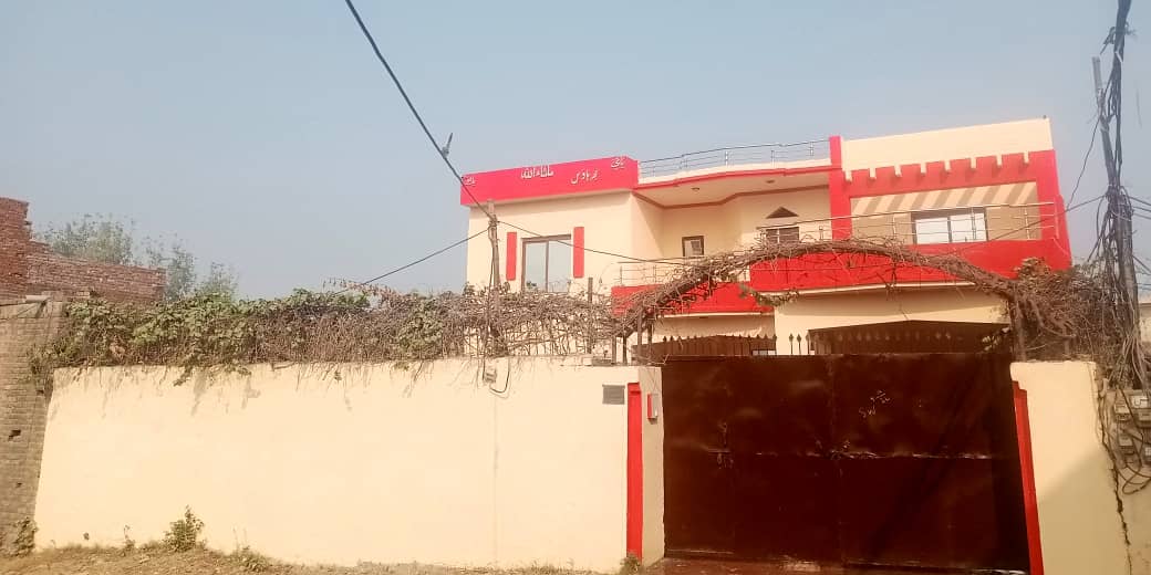 1 kanal house for sale Multan Road 5