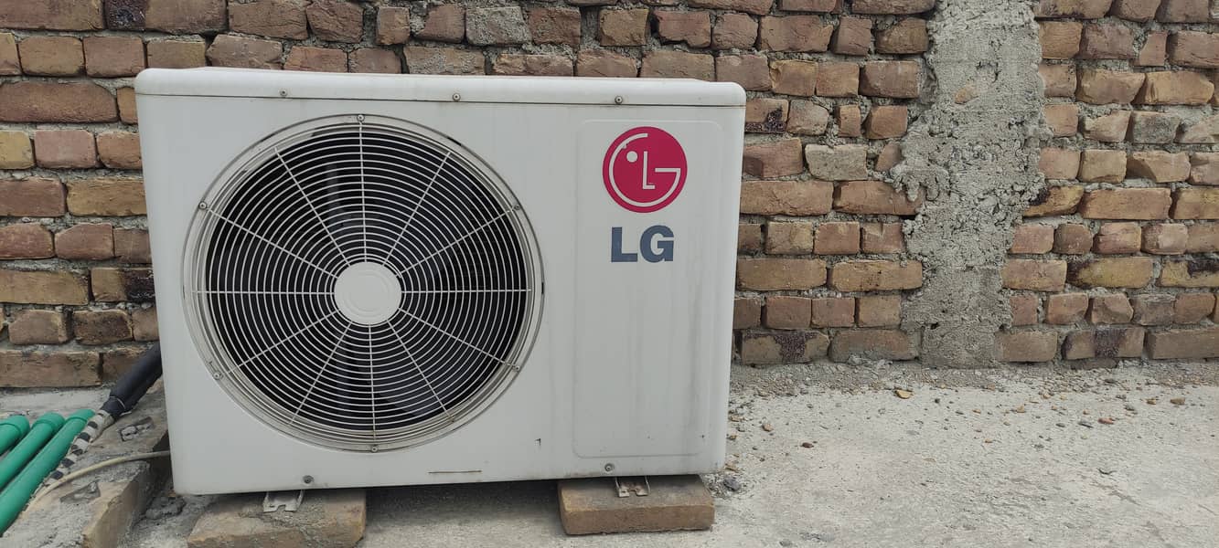 LG Gold AC (Air Conditioner 1.5 Ton) 18000 BTU/h 5