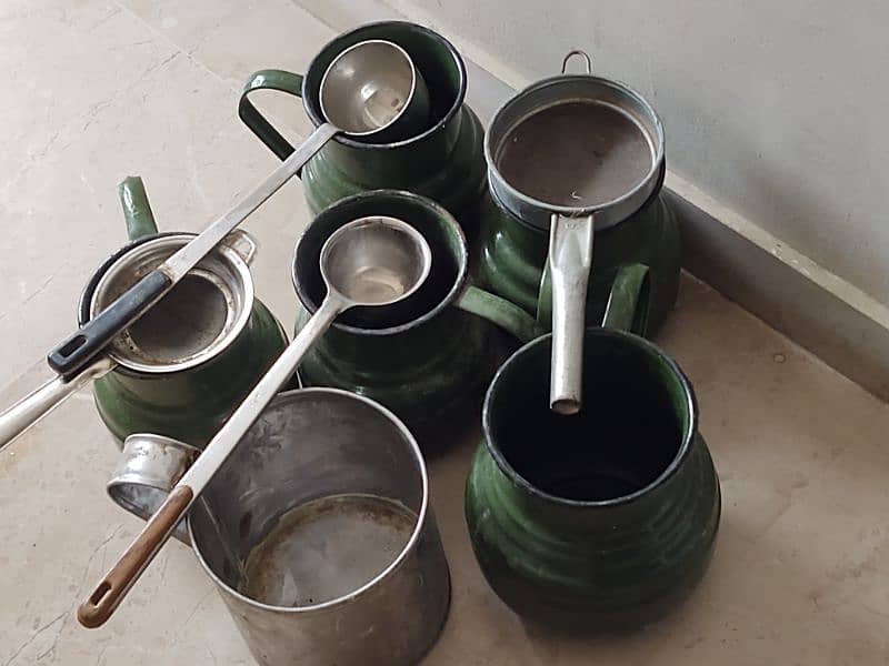 paratha Tawa, choolha, Hotel kettles, plates 4