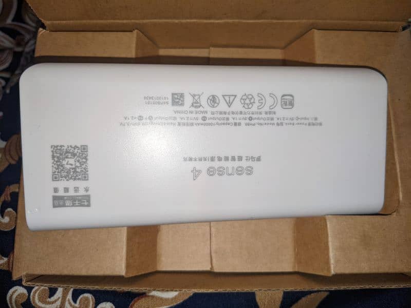 new power bank 10400 mh battery brand new condition 0