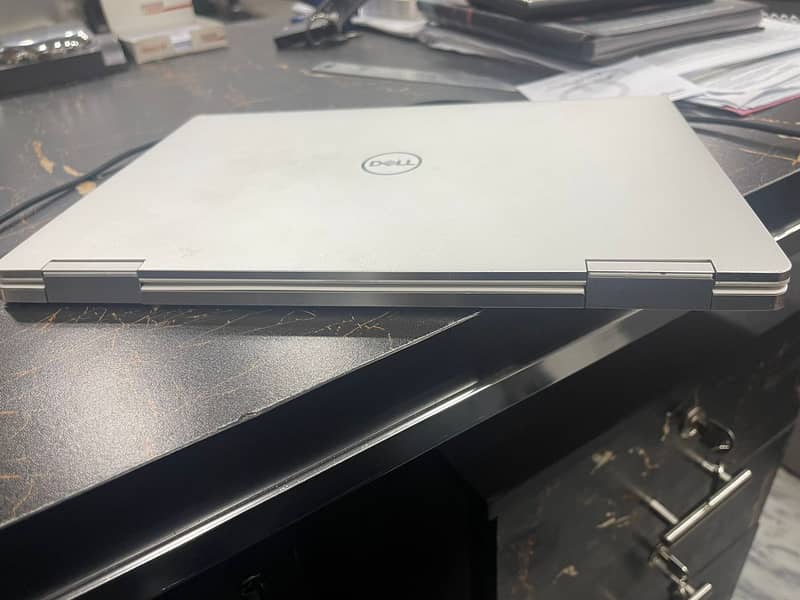 Dell Xps 7390 2 in 1 16GB Ram 6