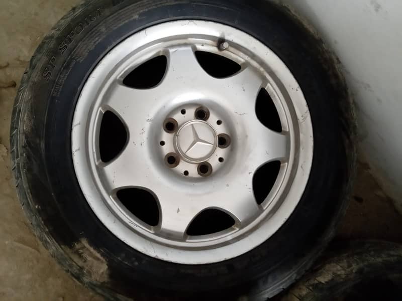 Mercedes Benz Rims with tyres 60k or best offer 0