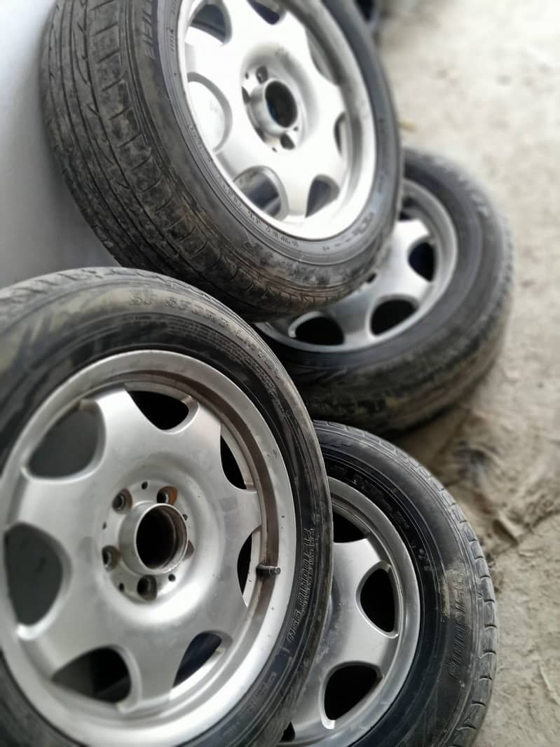 Mercedes Benz Rims with tyres 60k or best offer 2