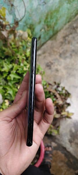 SAMSUNG S8(small Dot) condition 10/9.5 PTA proved 4 Ram 64 memory 11