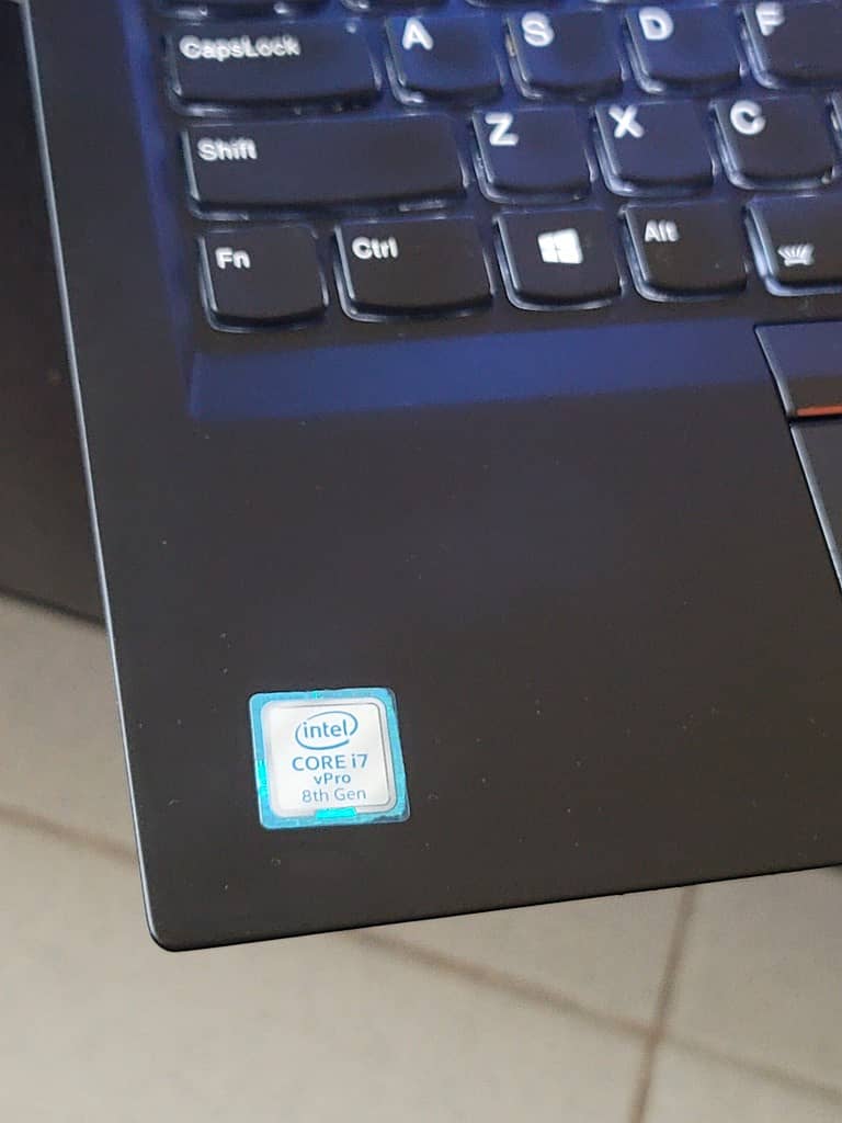 X1 Carbon - 8th Gen Core i7/16gb/512gb Lenovo Thinkpad Slim Ultrabook 3