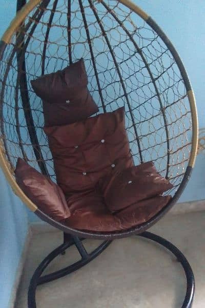 IRON SWING JHULA EXCELLENT CONDITION 2