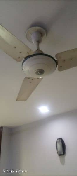2 ceiling fans for sale 2