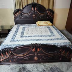 Double bed for sale without mattress