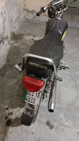 Honda CD 70. 3
