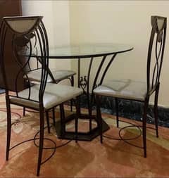 Second Hand Dining Table With 4 Chairs and Glass