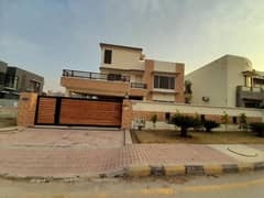 Bahria Town Phase 8, Overseas Block 1 Kanal Marla Designer House Perfectly Constructed Outstanding Location Near To Masjid Park School And Commercial Are
