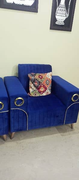 Almost Brand new 7seater Sofa Set 4