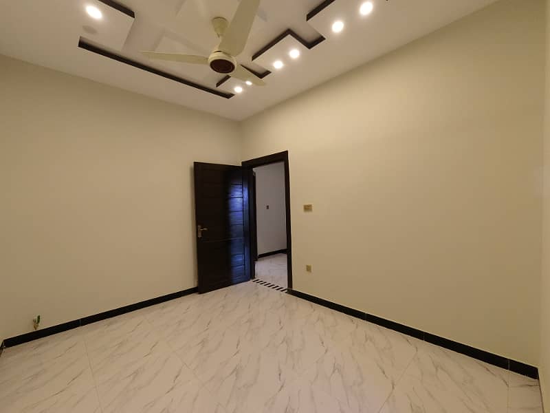 Best Options For House Is Available For Sale In Bahria Town Phase 8 - Safari Valley 21