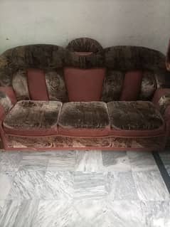 5 Seater Sofa with center Table 0