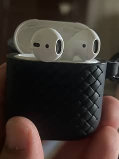 APPLE AIRPODS 2 FOR SALE
