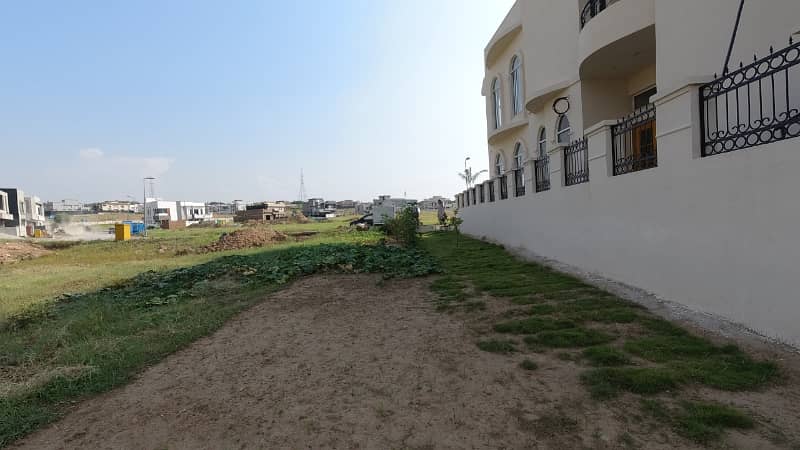 14 Marla House Is Available For Sale In Bahria Town Phase 8 Rawalpindi 13