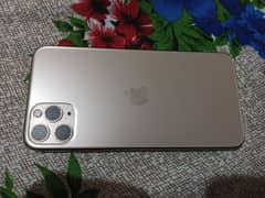 iPhone 11pro max non pta turkey sa liya tha original box b sat mila ga 0