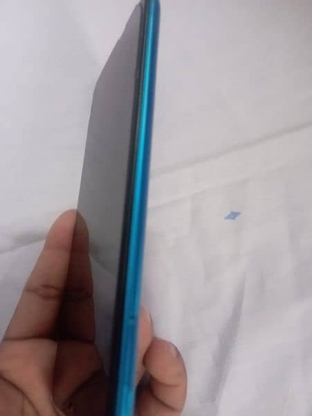 Infinix Hot,10S 6-128 neat and clean condition 4