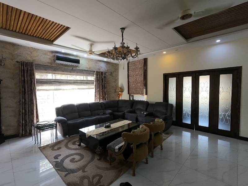 24 Marla House Is Available For Sale In Bahria Town Takbeer Block Lahore 8