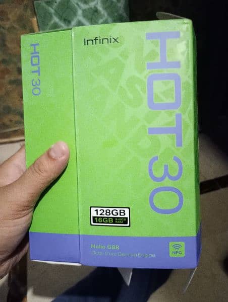 Infinix hot 30 mint condition white color 16/128 only 3 months used 1