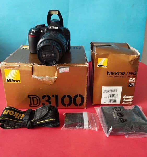 Nikon D3100 DSLR 0