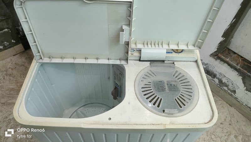 7.5 KG semi automatic haier washing+ dryer machine 4