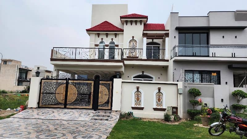 dha 9 town beautiful house for sale 1