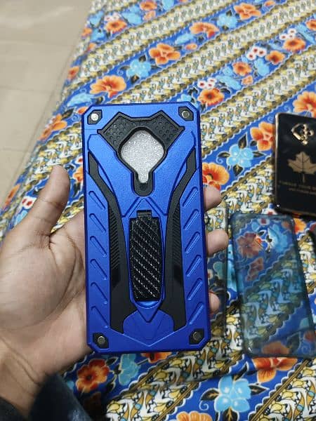 5 covers and 1 armor cover for vivo s1 pro 1