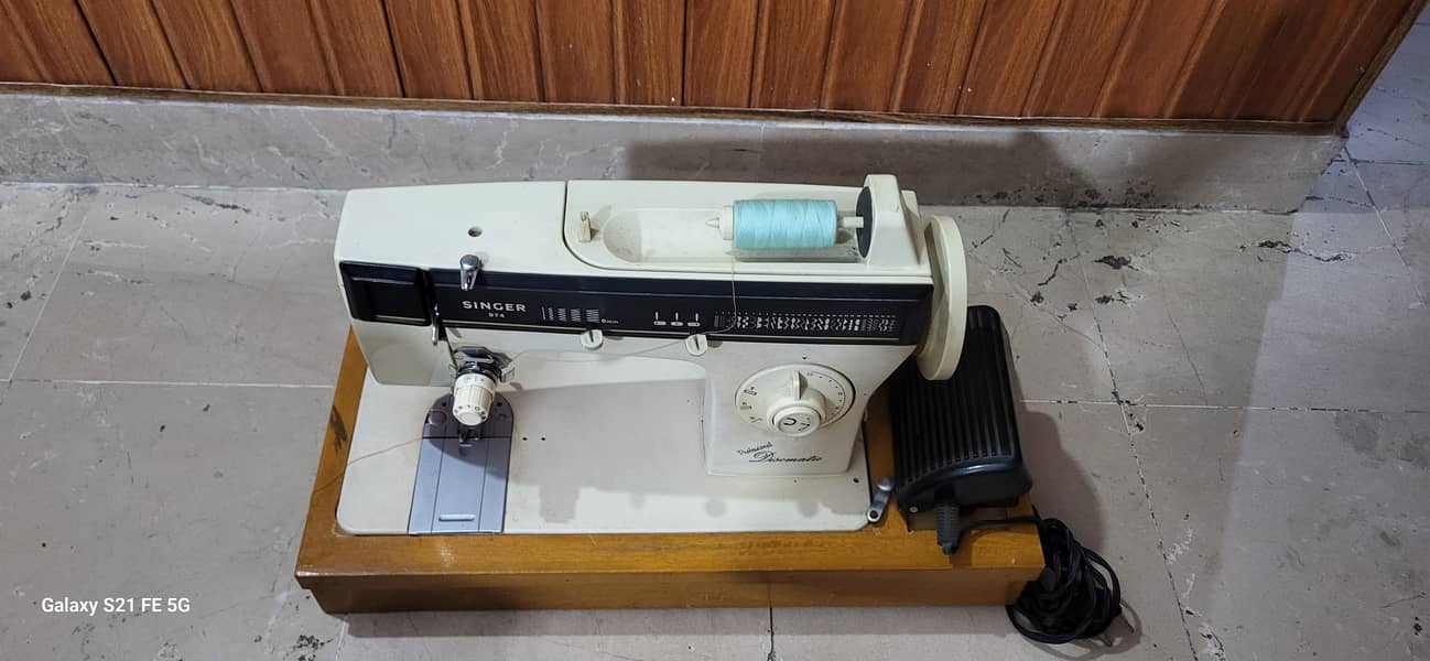 Sewing machine model 974 1