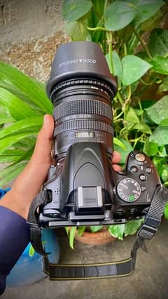 Nikon D5100 DSLR Camera With 18-70mm Original Nikon Lens