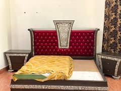 used gourmet bed set for sale urgently with dressing