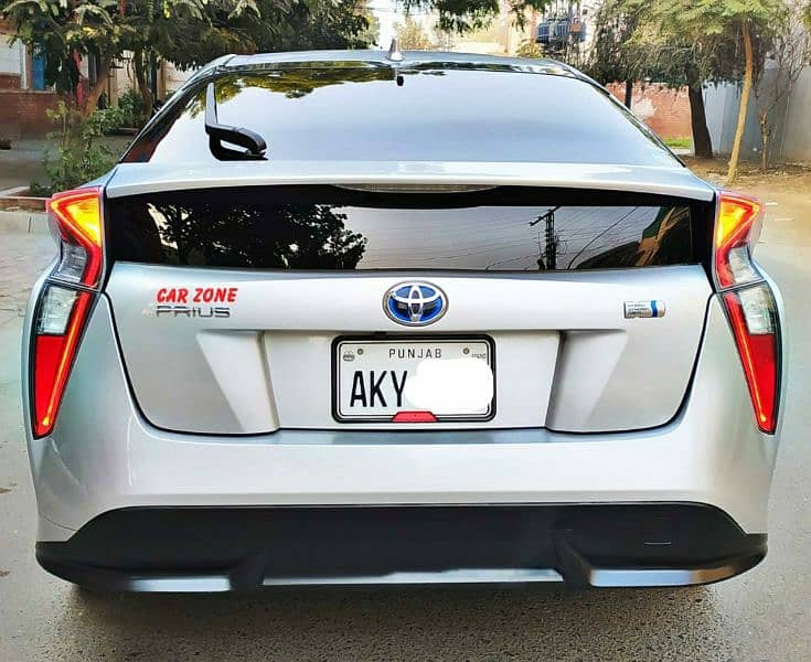 Toyota Prius 2018/2022 A Premium Pkg Total Genuine 1st Owner 4 Grade 5