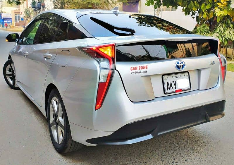 Toyota Prius 2018/2022 A Premium Pkg Total Genuine 1st Owner 4 Grade 15