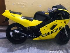 Kawasaki 400cc ZXR arjent for sale contact 03154503334