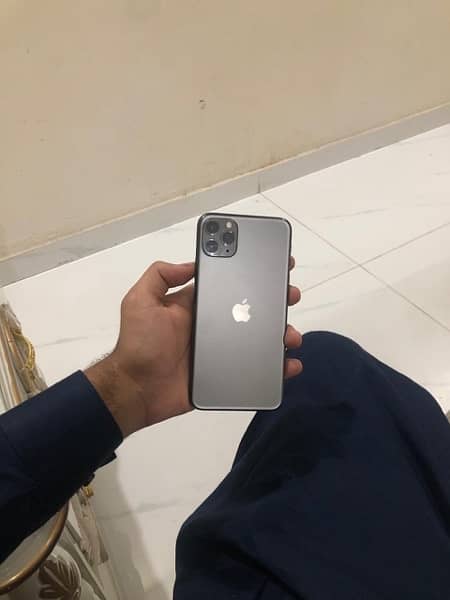 iphone 11pro max 256gb Dual PTA approved 0