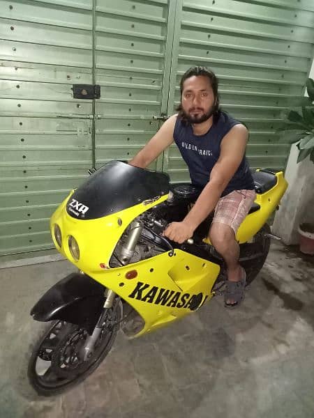 Kawasaki 400cc ZXR arjent for sale contact 03154503334 15